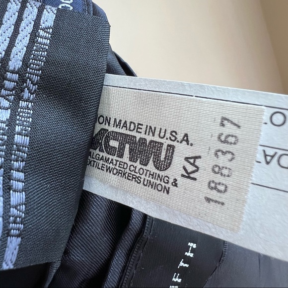 Vintage BURBERRY Men’s Navy Double Breasted Sports Coat Made in USA - Picture 7 of 10